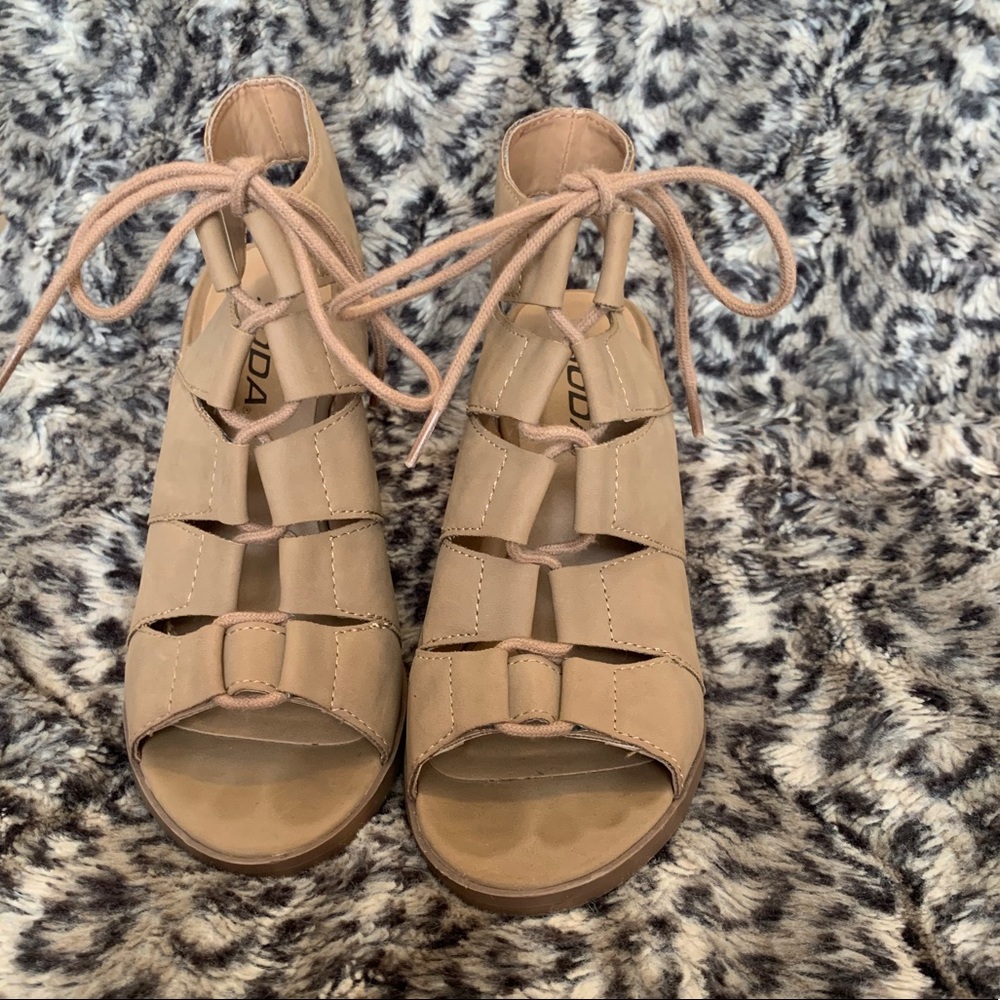 Open toe block heels - Picture 2 of 4
